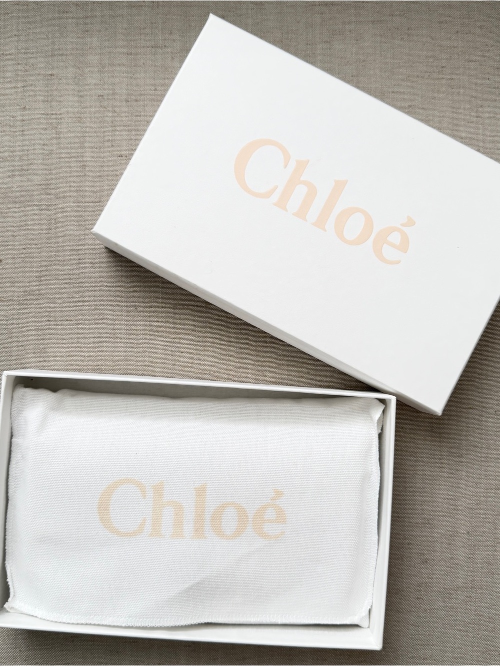 Chloé Cognac Leather Wallet with Signature Gold Ring - Picture 15 of 16